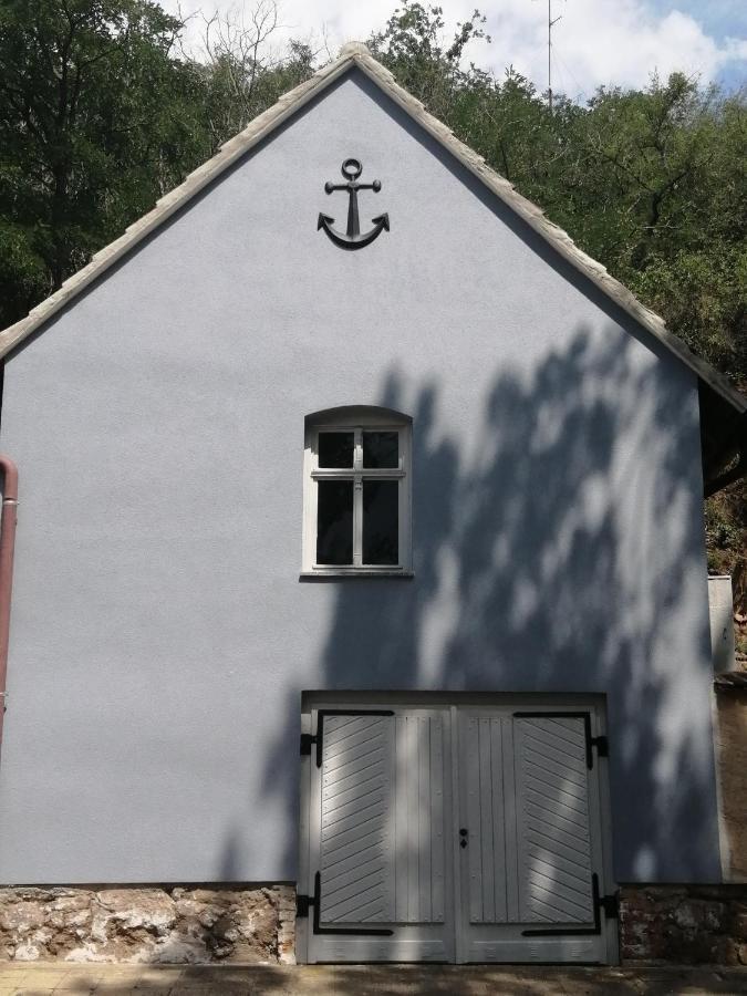 Ferienhaus Zur Alten Schleuse Wettin Exterior photo